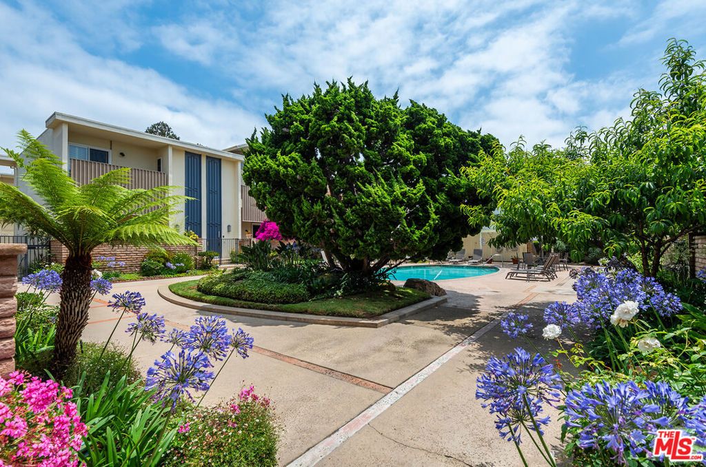 listing image 130726565161512275985