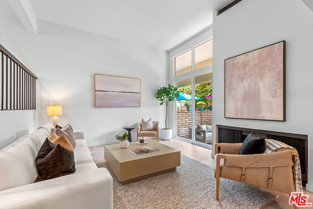 4715 La Villa Marina B