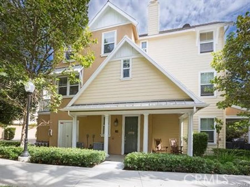 Welcome home to this charming updated condo in the highly sought after Valmont community. Live the Ladera Ranch lifestyle in

this condo just steps away from parks, pools, and walking trails, allowing for a soothing walk and a refreshing plunge. Inside this

condo is a light and bright open floor plan where the kitchen, dining area and family room are all on the same level. Featuring

granite counter tops, wood floors, and a wonderful balcony with a greenbelt view to help you unwind after a long day. Included

on the main level is a half bathroom providing convenience for all. This floor-plan includes 2 bedrooms both with en suite full

bathrooms and walk in closet on the SAME level. As you walk up the stairs be sure to check out the extra closet space within the

first bedroom to the left. This space can be utilized for extra storage or a seating area. TWO single car garages, one is attached

and one is detached, located in the same building as the condo on the end.