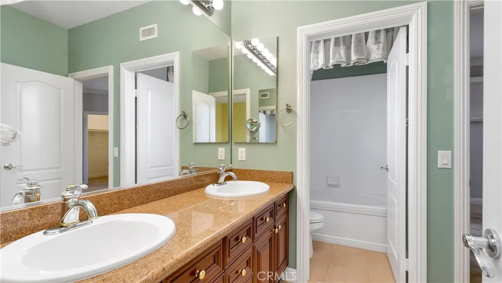 Rowland Heights, California 91748, United States, 6 Bedrooms Bedrooms, ,6 BathroomsBathrooms,Residential,Active,165790