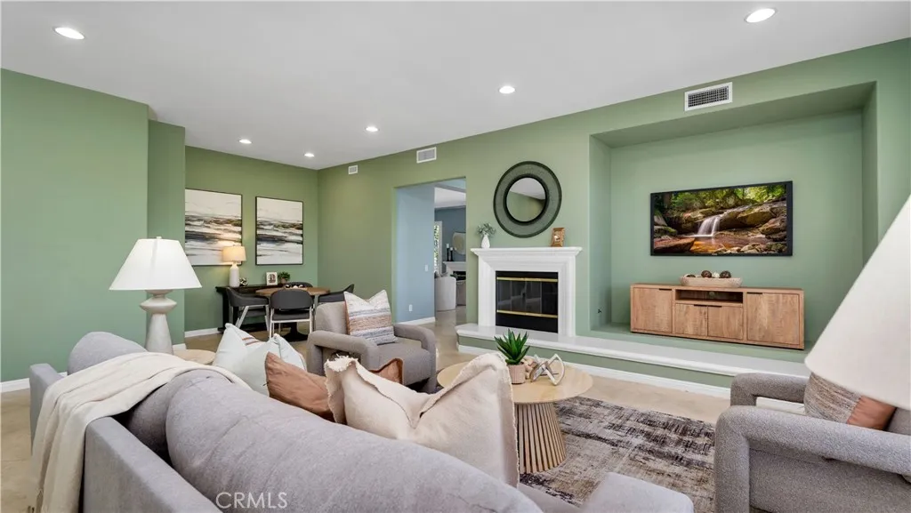 Rowland Heights, California 91748, United States, 6 Bedrooms Bedrooms, ,6 BathroomsBathrooms,Residential,Active,165790