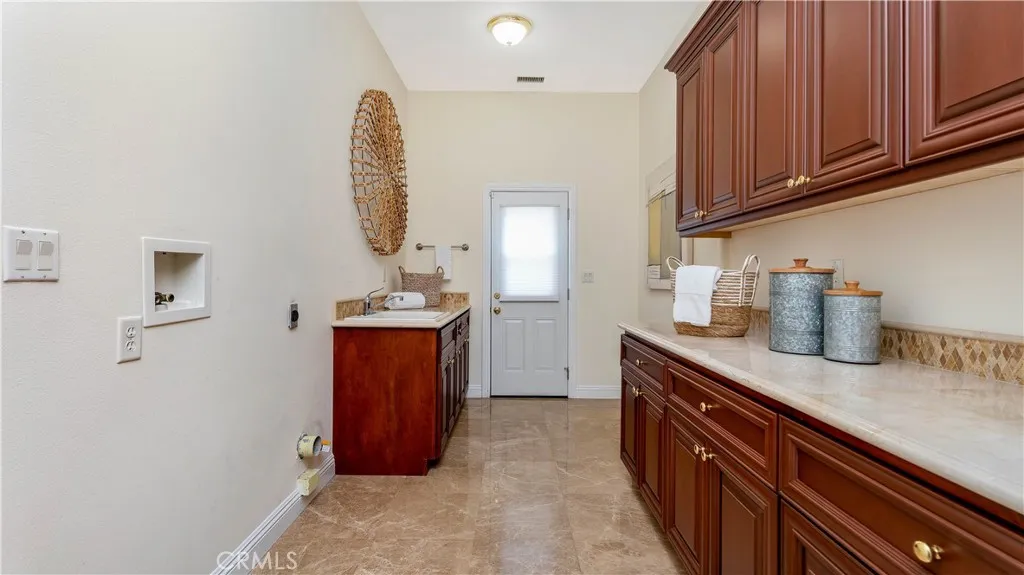 Rowland Heights, California 91748, United States, 6 Bedrooms Bedrooms, ,6 BathroomsBathrooms,Residential,Active,165790