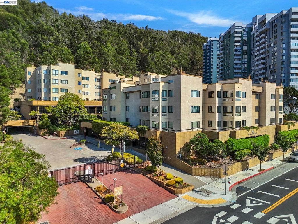 545 Pierce St 3204