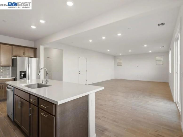 323 Viceroy Way