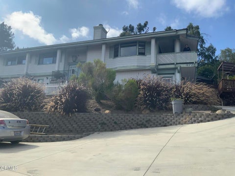 Photo of 377 N Loop Drive N, Camarillo, CA 93010 (MLS # V1-37121)