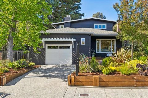 Photo of 146 Palm Avenue, San Carlos, CA 94070 (MLS # ML82047231)