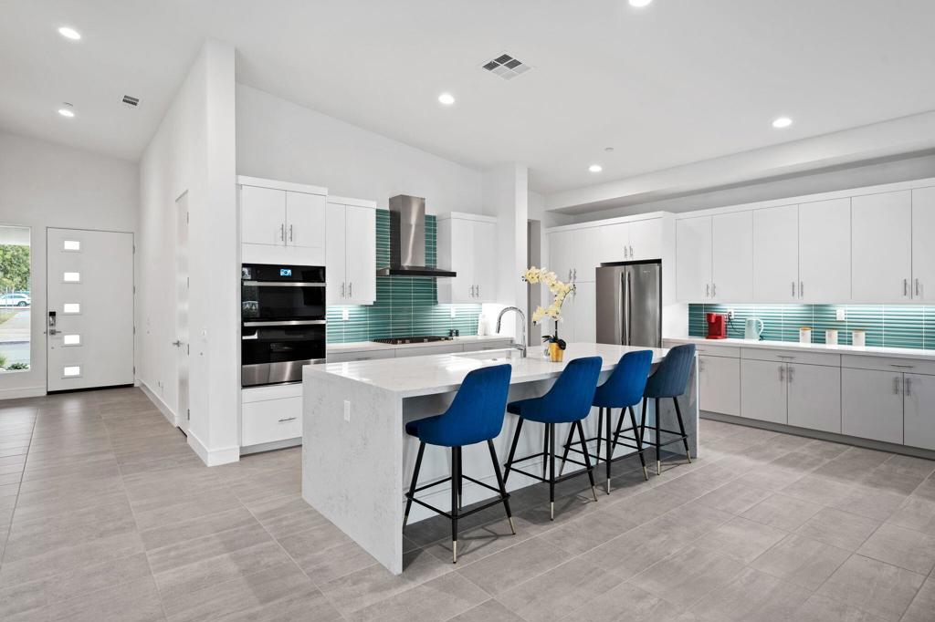 44251 Warner Trail