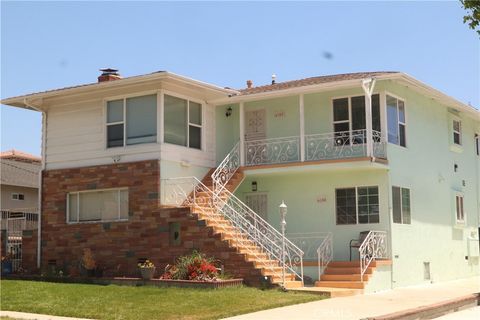 Photo of 6100 S Fairfax Avenue, Ladera Heights, CA 90056 (MLS # IV25270694)