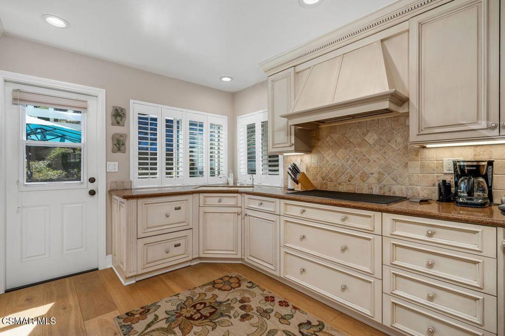 Clubview Townhomes NR-749 - 749 - Residential