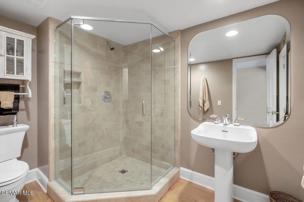 Clubview Townhomes NR-749 - 749 - Residential