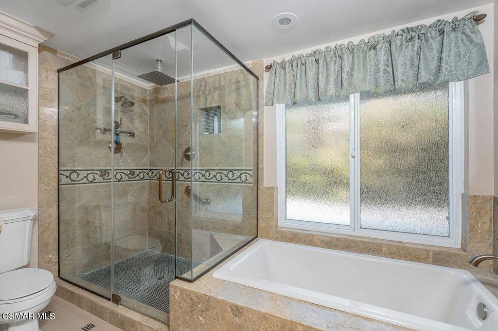 Clubview Townhomes NR-749 - 749 - Residential