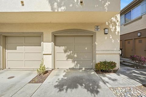 Photo of 327 Oleander Drive, San Jose, CA 95123 (MLS # ML82037792)
