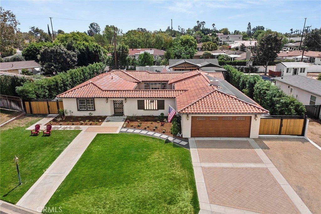 136 Miramonte Drive