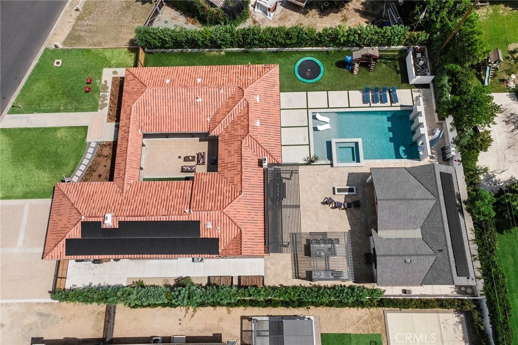 136 Miramonte Drive