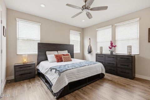 Tiny photo for 283 Los Altos Walk, Ventura, CA 93004 (MLS # V1-37066)