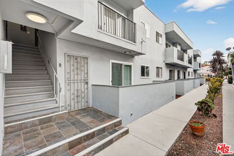 Photo of 8843 Alcott Street, Los Angeles, CA 90035 (MLS # 26662027)