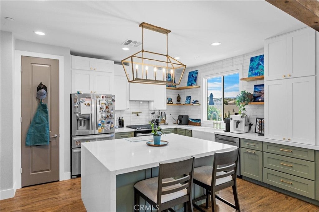38496 Windingwalk