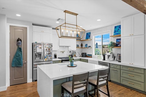 Tiny photo for 38496 Windingwalk DR, Murrieta, CA 92563 (MLS # SW26231467)