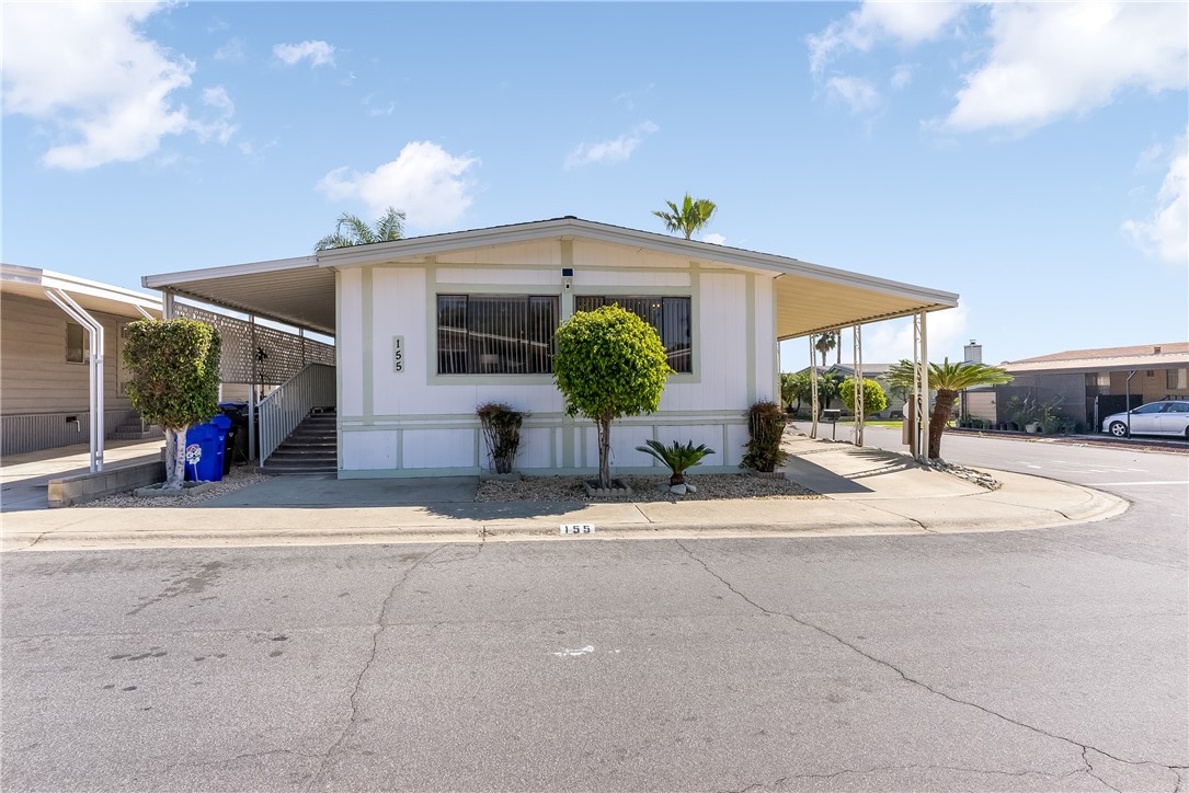 929 E Foothill Boulevard 155