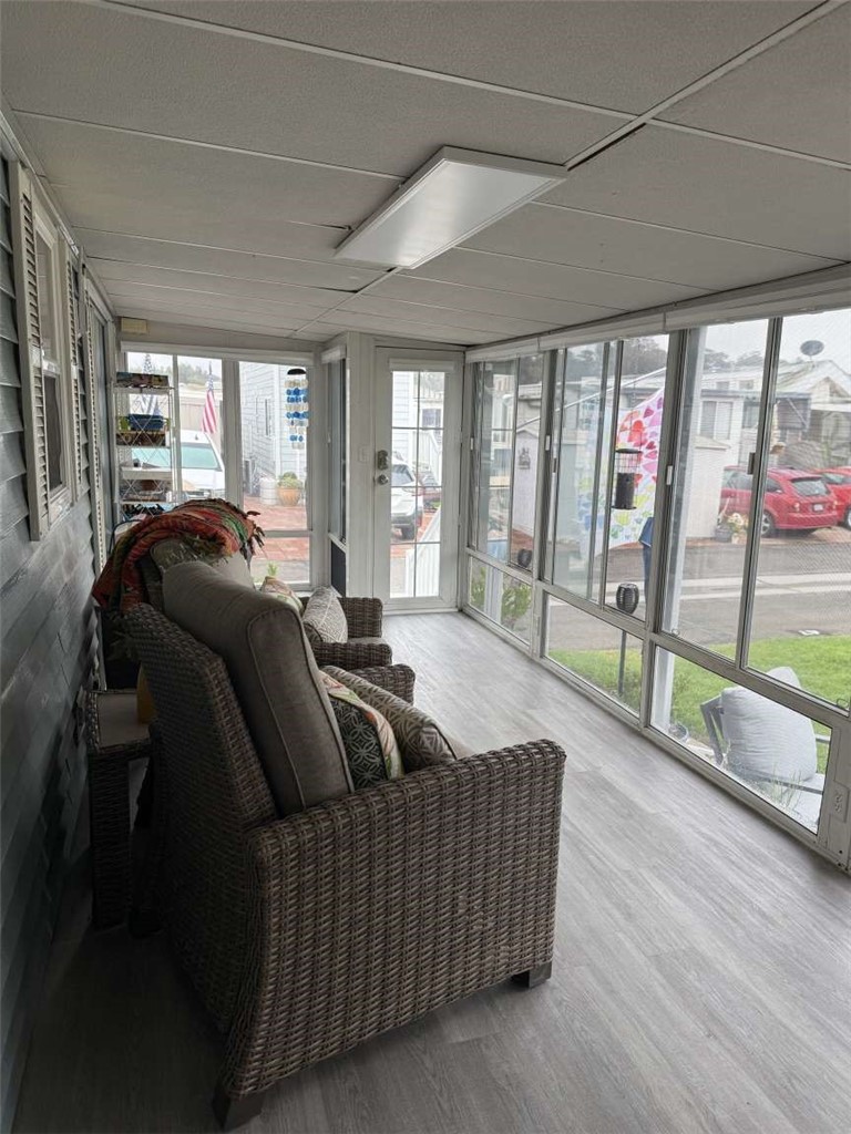 200 S Dolliver Street 32