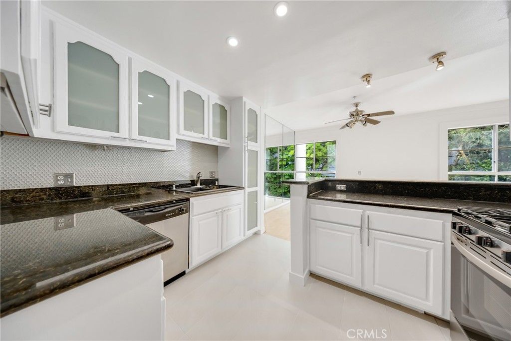 Photo of 1401 S Bentley Avenue #203, Los Angeles, CA 90025 (MLS # BB26030534)