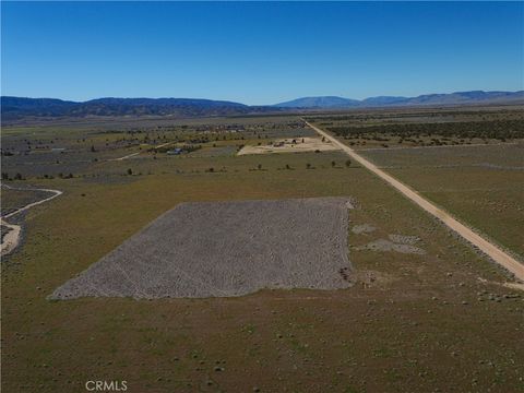 Photo of 177 W Stw, Fairmont, CA 93536 (MLS # SR26015326)