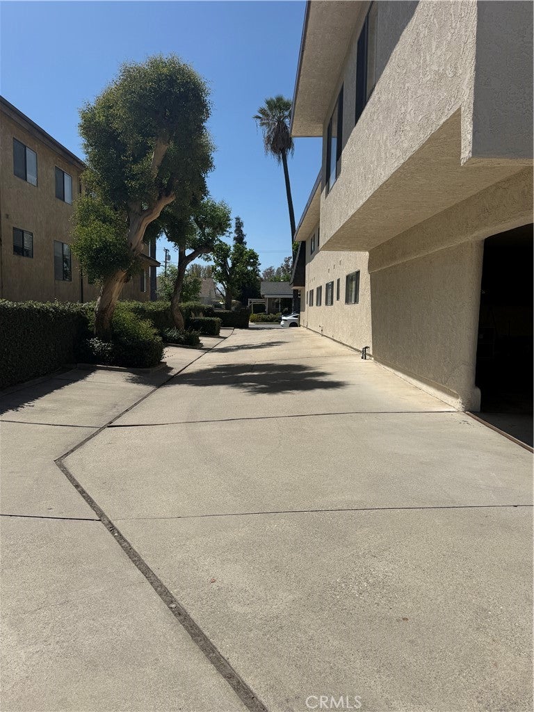326 N Stoneman