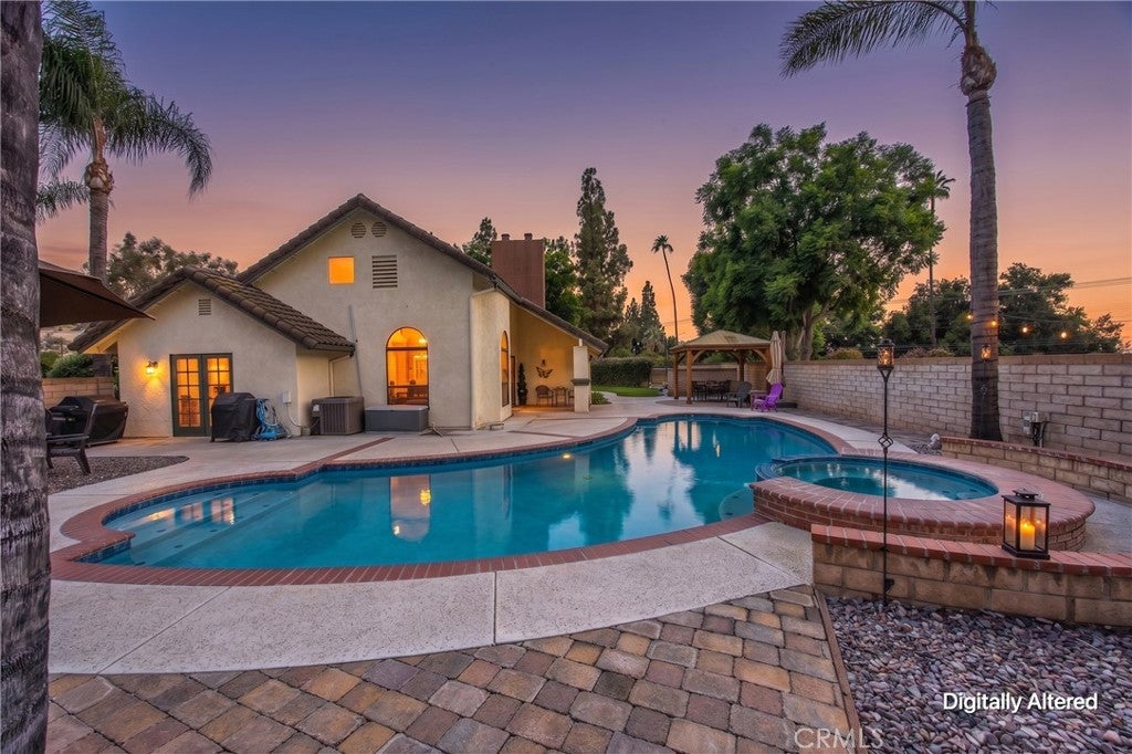 5857 Dora Court