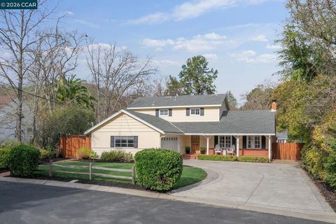 Photo of 1666 1666 Foothill Park Cir Cir, Lafayette, CA 94549 (MLS # 41123658)