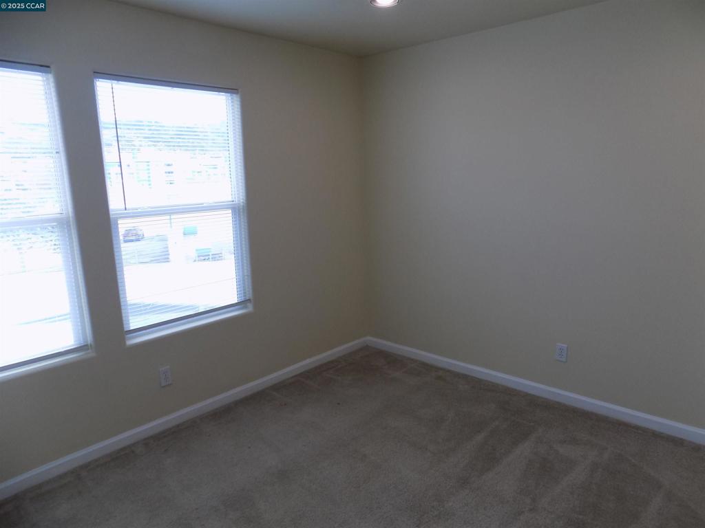 PARK PLAZA - Residential Lease