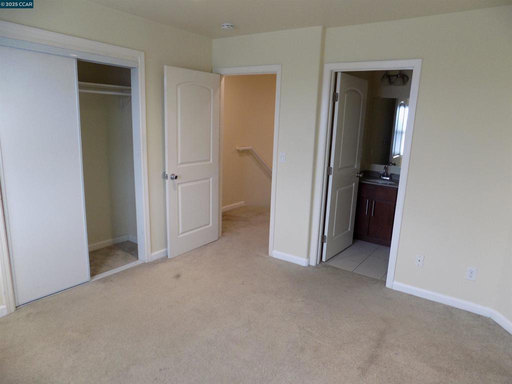 PARK PLAZA - Residential Lease