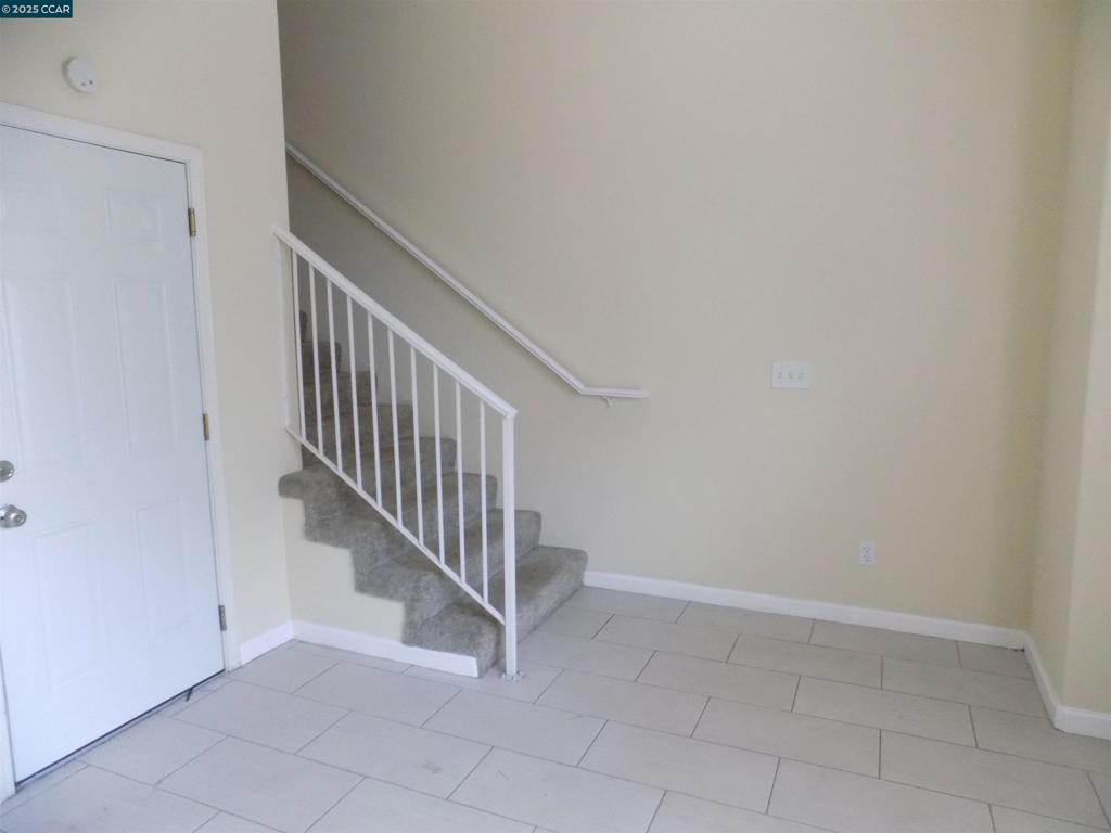 PARK PLAZA - Residential Lease