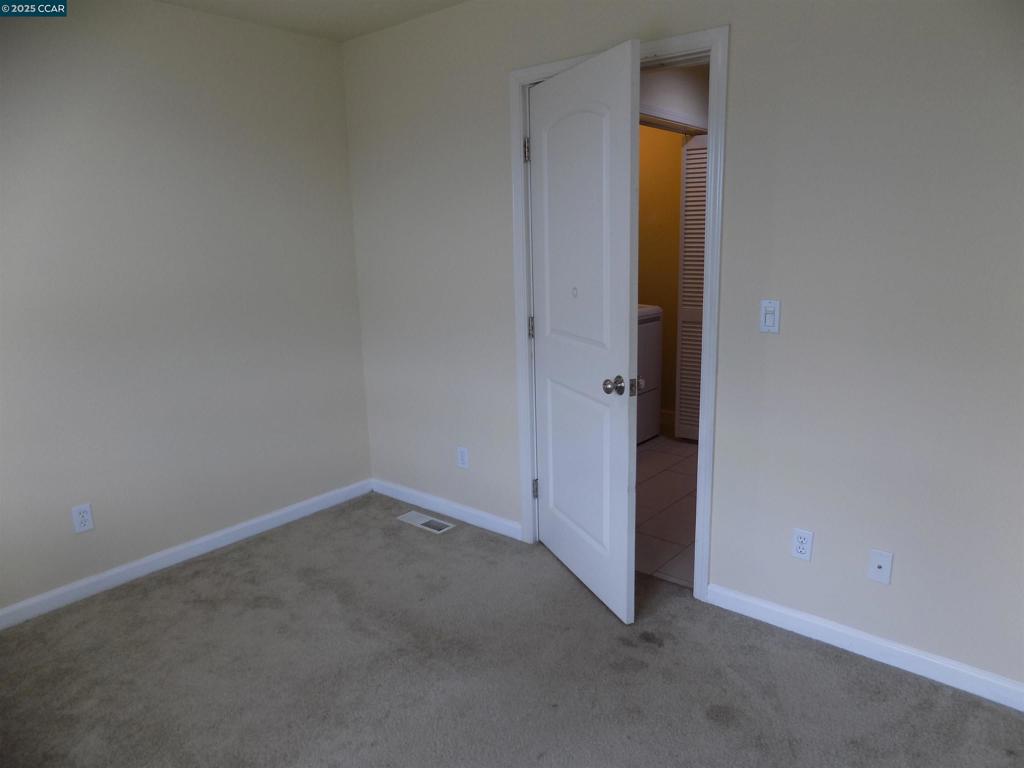 PARK PLAZA - Residential Lease