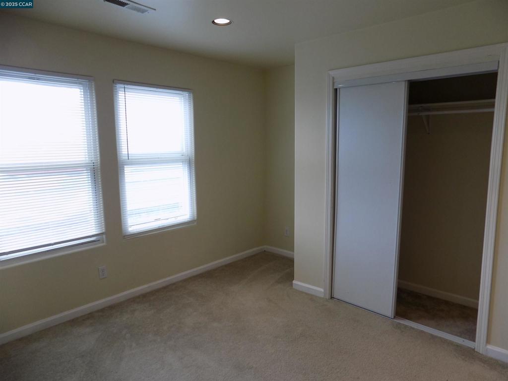 PARK PLAZA - Residential Lease