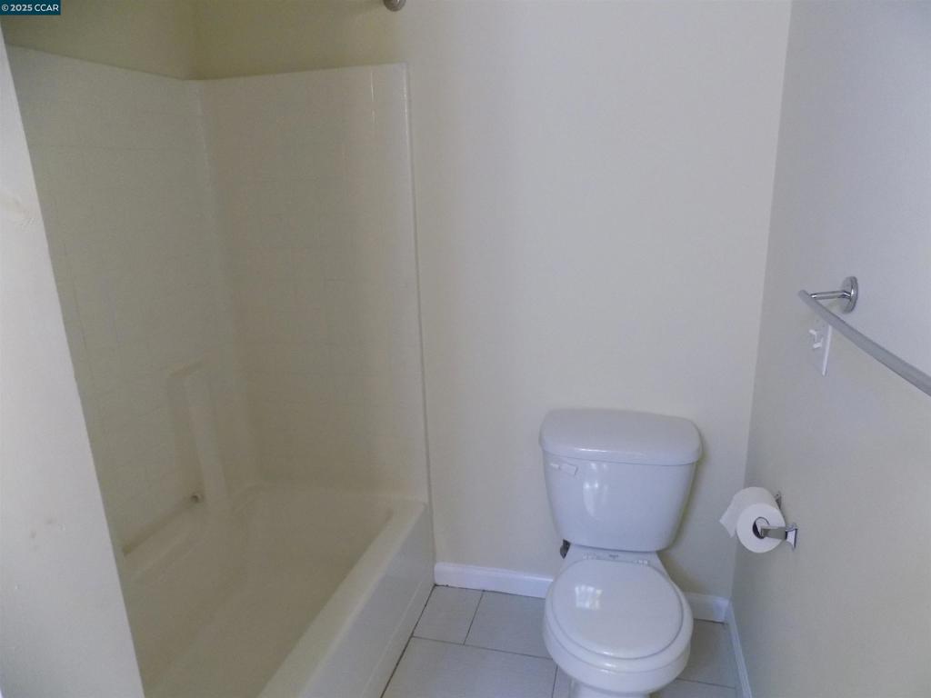 PARK PLAZA - Residential Lease