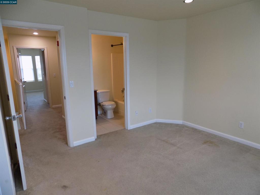 PARK PLAZA - Residential Lease