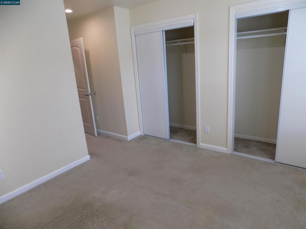 PARK PLAZA - Residential Lease