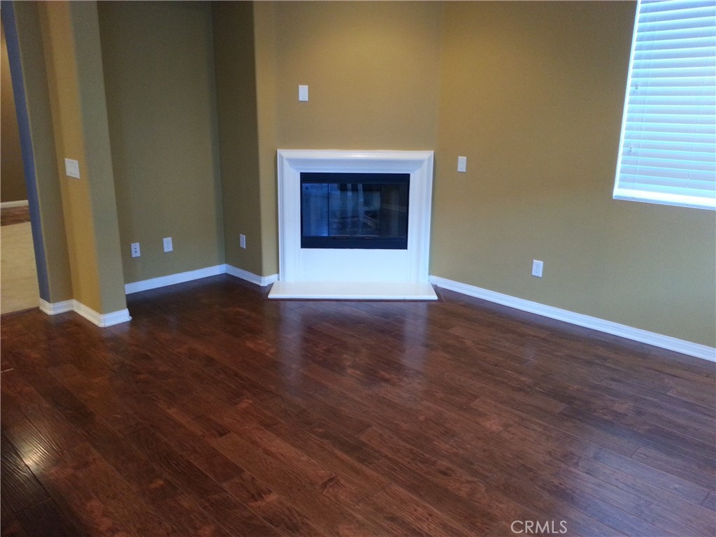 Mariposa (MARIP) - Residential Lease