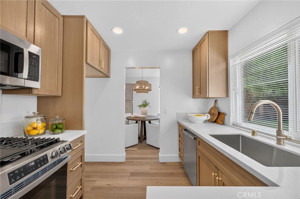 1325 Altura, San Clemente CA 92673 - Photo 16