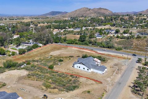 Tiny photo for 39127 Corte Venture, Temecula, CA 92592 (MLS # 260009498SD)