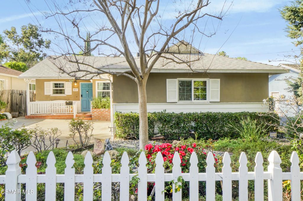 Photo of 4717 Santa Lucia Drive, Woodland Hills, CA 91364 (MLS # 226001497)