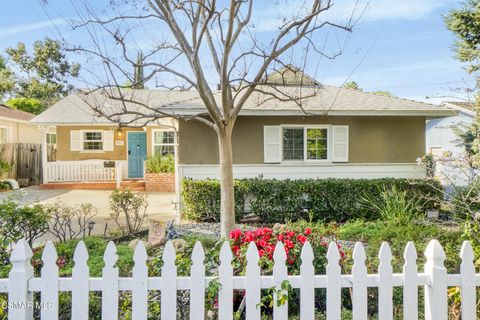 Photo of 4717 Santa Lucia Drive, Woodland Hills, CA 91364 (MLS # 226001497)