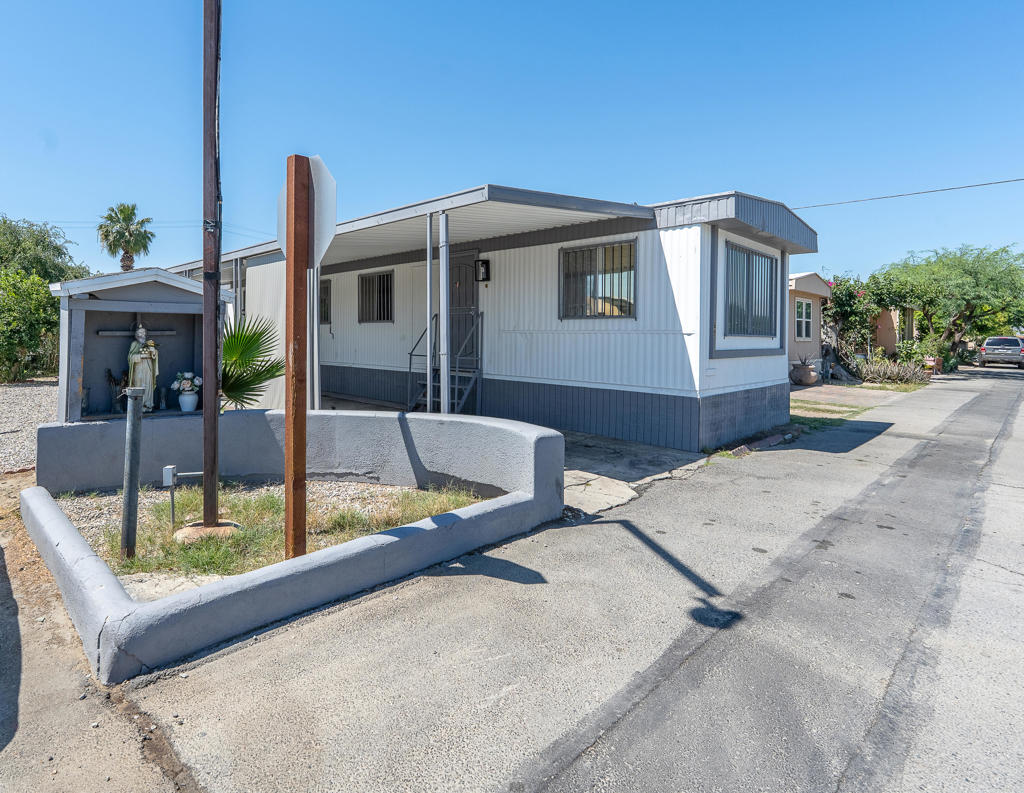 49615 Cesar Chavez Street 69
