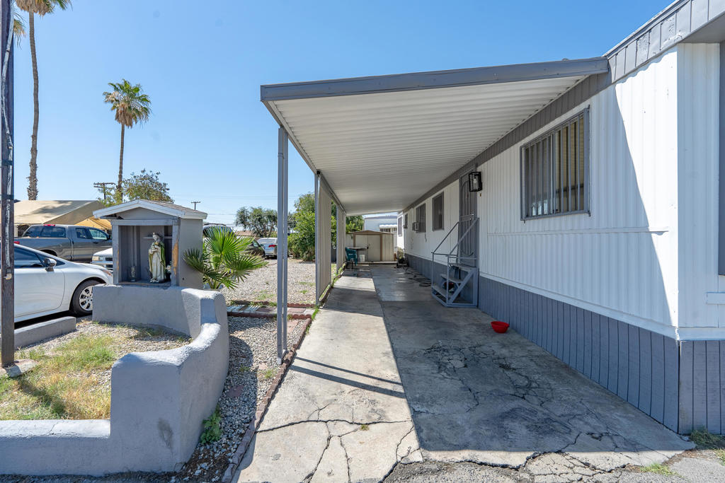 49615 Cesar Chavez Street 69