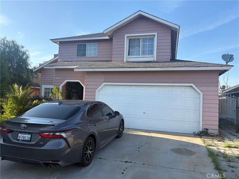 Photo of 4815 Diamond ST, Palmdale, CA 93552 (MLS # SR26097067)