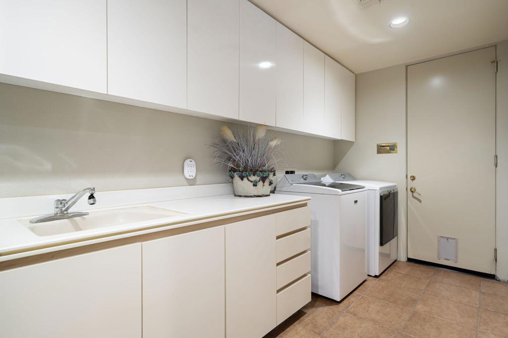 Desert Horizons C.C. - Residential