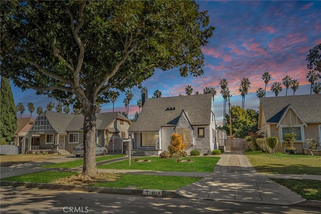 Photo of 4816 7th Avenue, Los Angeles, CA 90043 (MLS # CV25163531)