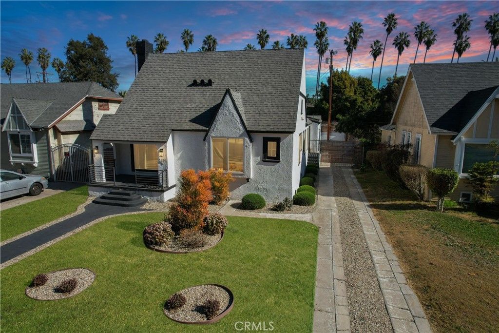 Photo of 4816 7th Avenue, Los Angeles, CA 90043 (MLS # CV25163531)