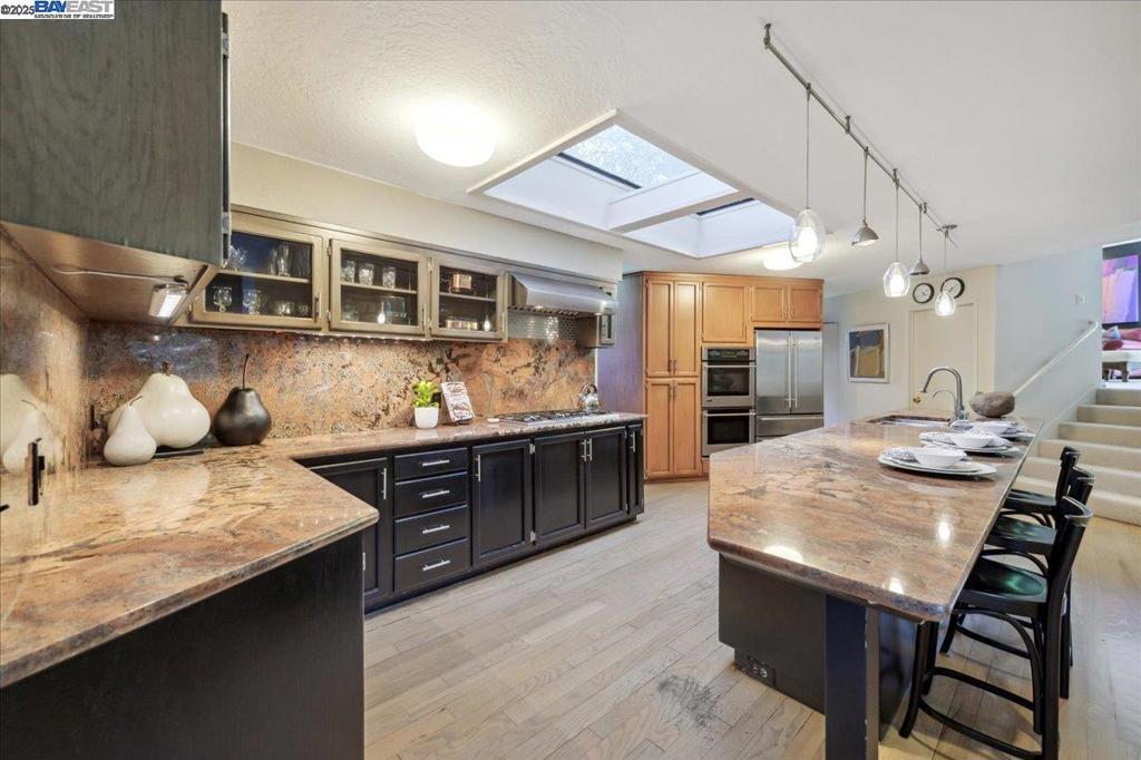 FOOTHILL AREA - Residential