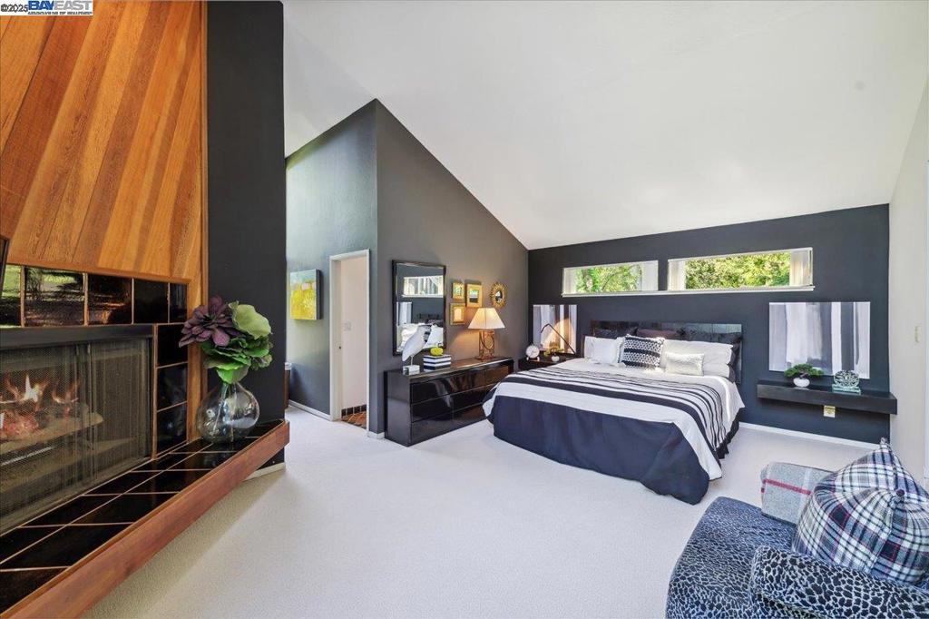 FOOTHILL AREA - Residential